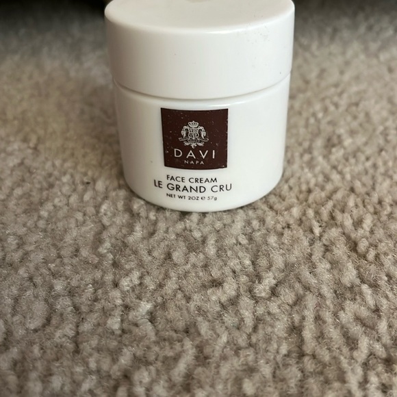 Le Grand Cru Face Cream - Elegant White